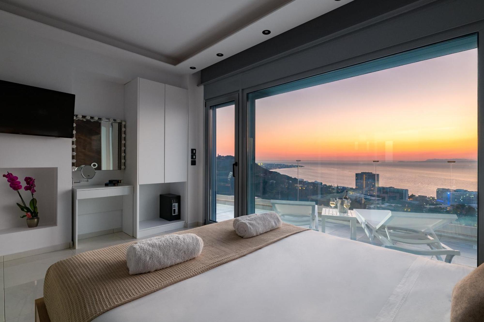 Rhodes Skyline Suites Ixia  Exterior foto